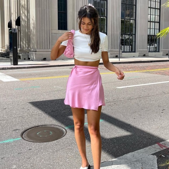 Zara Dresses & Skirts - Zara Satin Effect Pink Mini Skirt